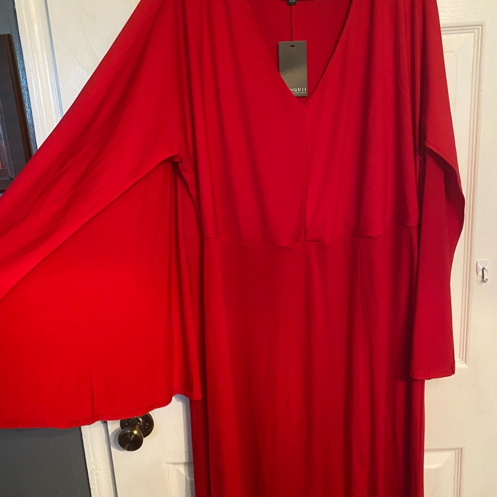 Elouqii red cape dress